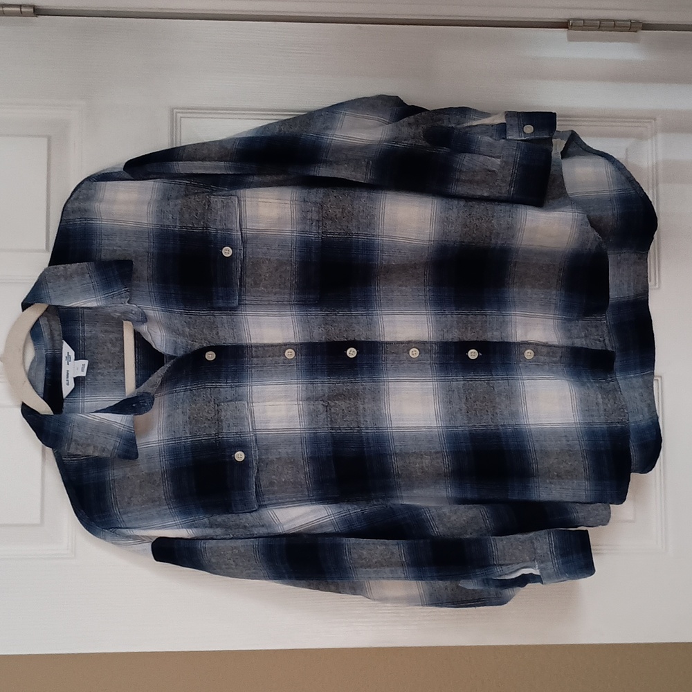 Old Navy Button Down 'The Boyfriend Shirt' b225